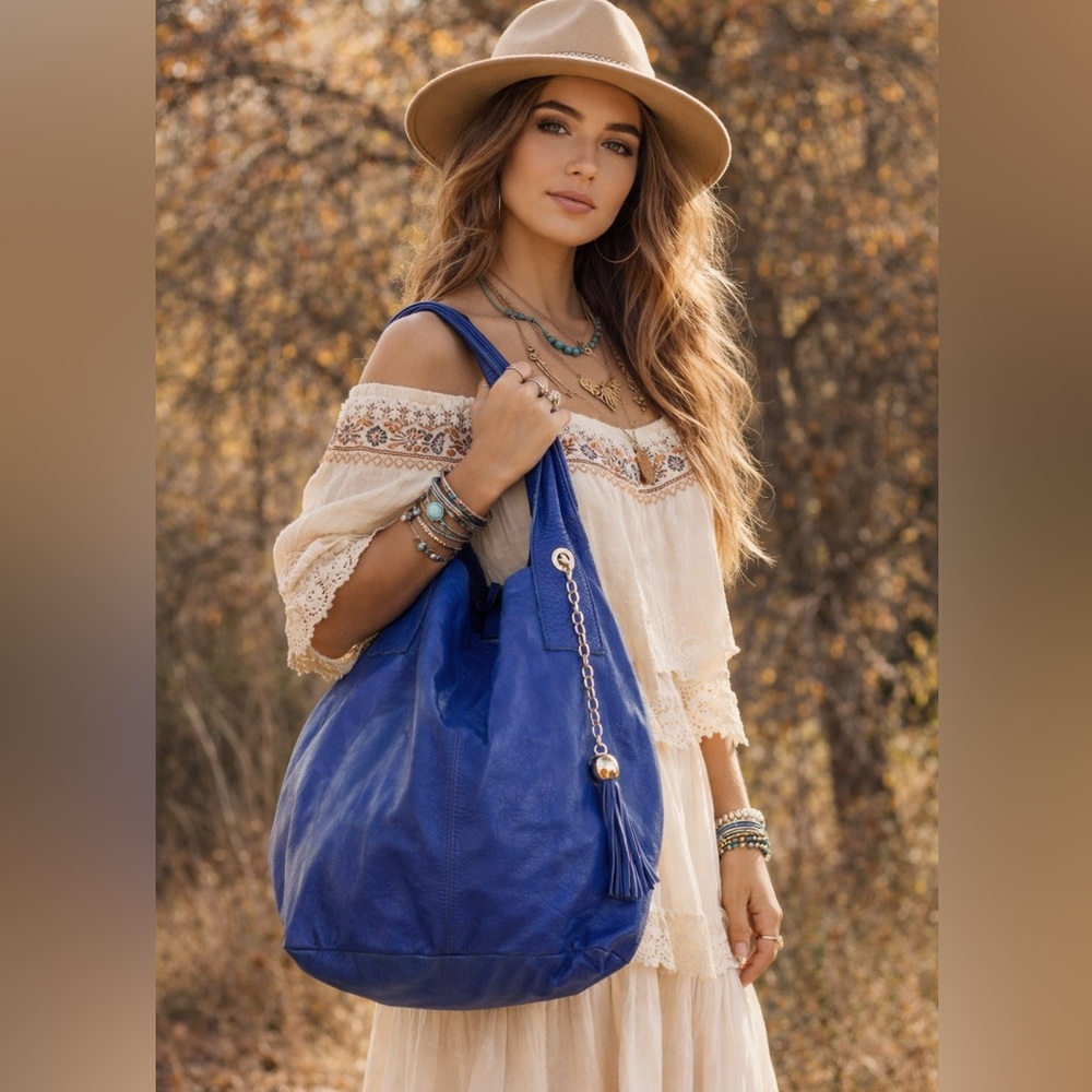 Nardelli Italian Leather Slouchy Hobo Shopper Tote Tassel Wristlet Royal Blue